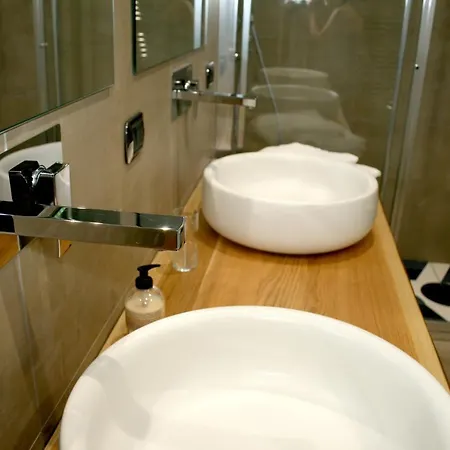 Punta Bianca & Experience 住宿加早餐酒店 4*