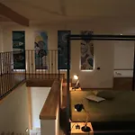 Nocleg ze śniadaniem Punta Bianca & Experience 4*